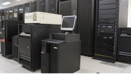 Sistem Monitoring Ruangan Server Teknologi Informasi Berbasis Internet of Things