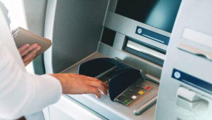 Sistem Solusi ATM Cerdas Berbasis IoT