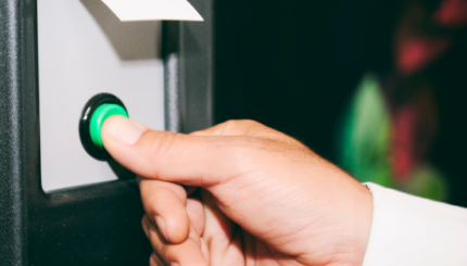 Aplikasi Jaringan Nirkabel di Mesin Tiket