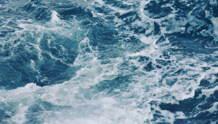 Pencatat Data Ketinggian Air untuk Pemantauan Air Laut