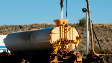 Pengukur Aliran Level Ultrasonik dengan Platform Microthings