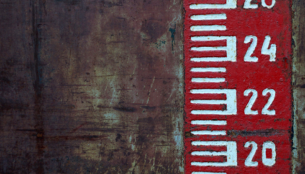 Pemantauan Ketinggian Air Nirkabel Dengan Microthings