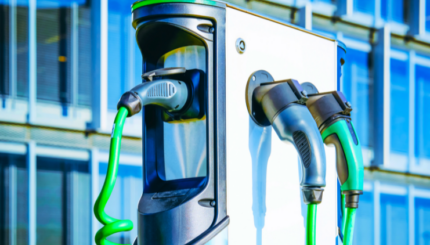 Pengisian Kendaraan Listrik Berbasis Internet of Things