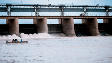 Monitor Hilir Pembangkit Listrik Tenaga Air