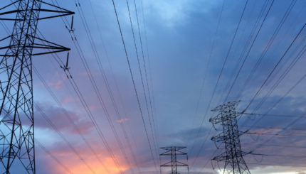 Sistem Pemantauan Saluran Transmisi Berbasis Internet of Thinngs