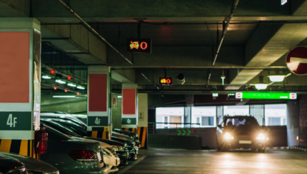 Sistem Monitoring Smart Parking Berbasis Internet of Things